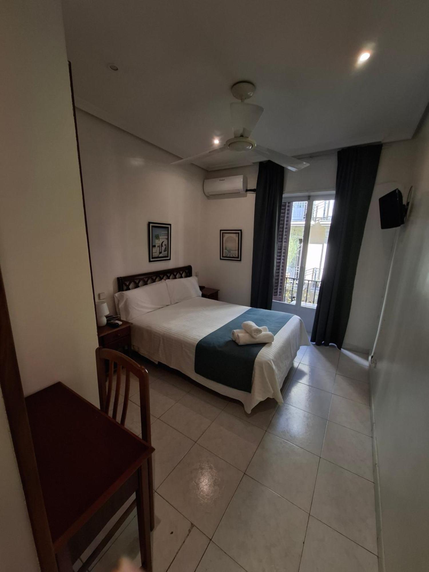 מדריד Hostal Villamanez מראה חיצוני תמונה