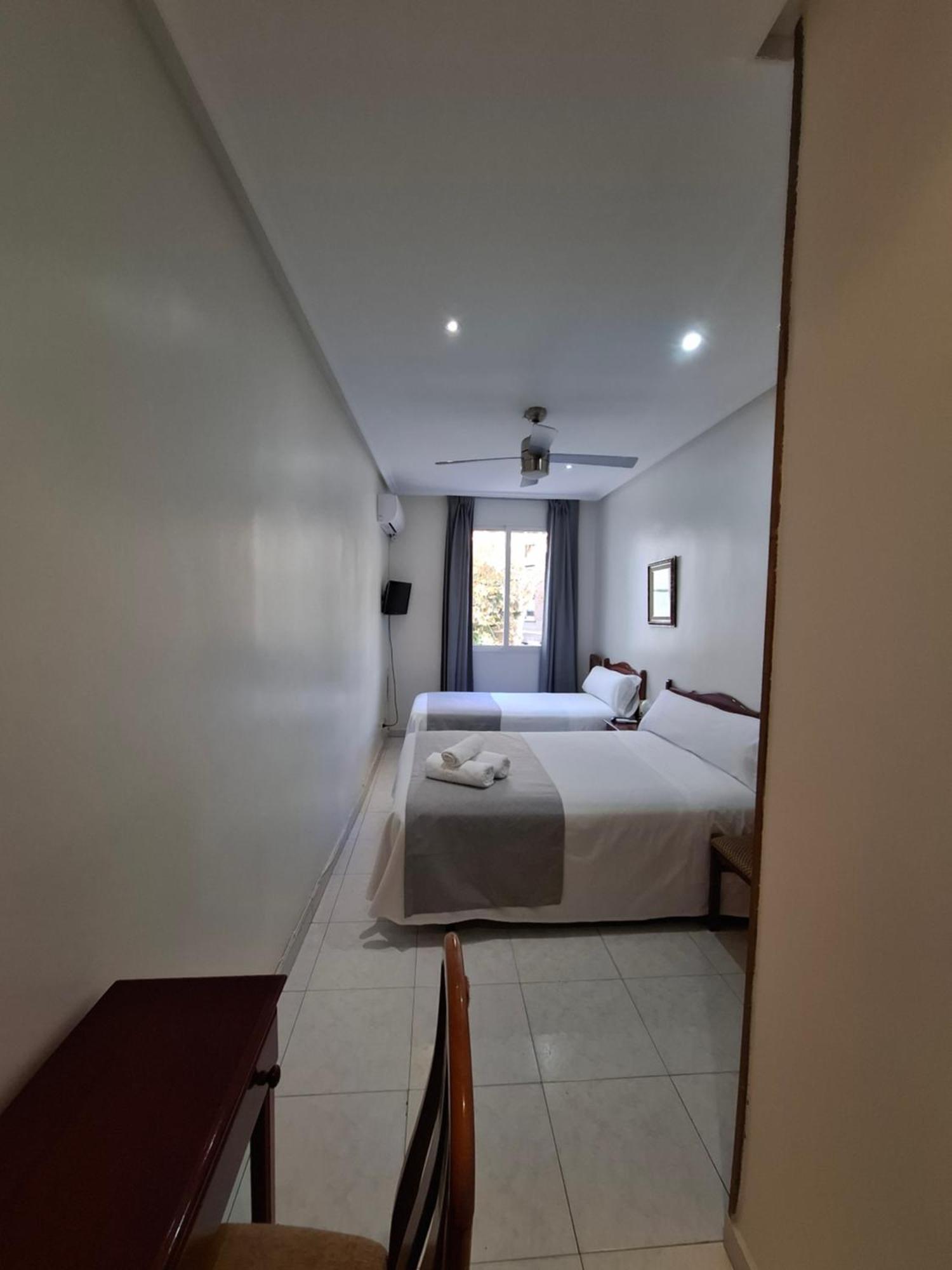 מדריד Hostal Villamanez מראה חיצוני תמונה
