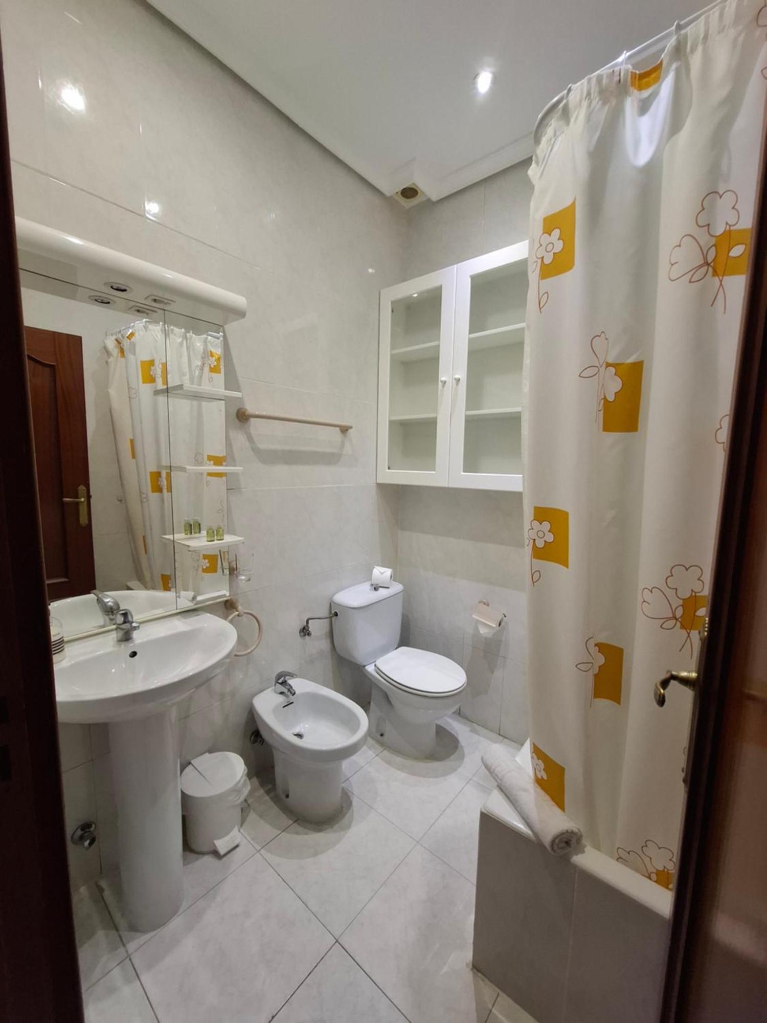 מדריד Hostal Villamanez מראה חיצוני תמונה