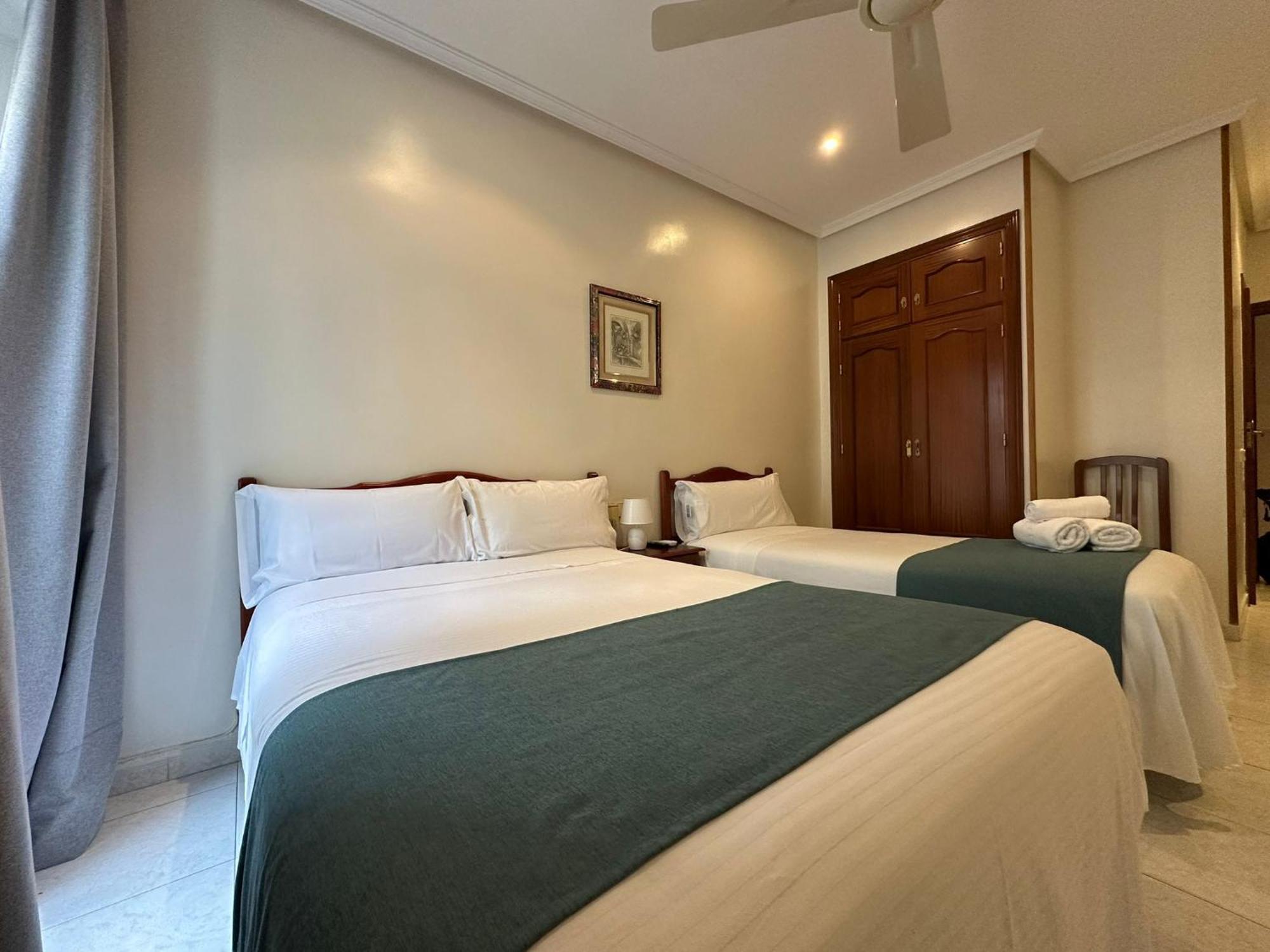 מדריד Hostal Villamanez מראה חיצוני תמונה