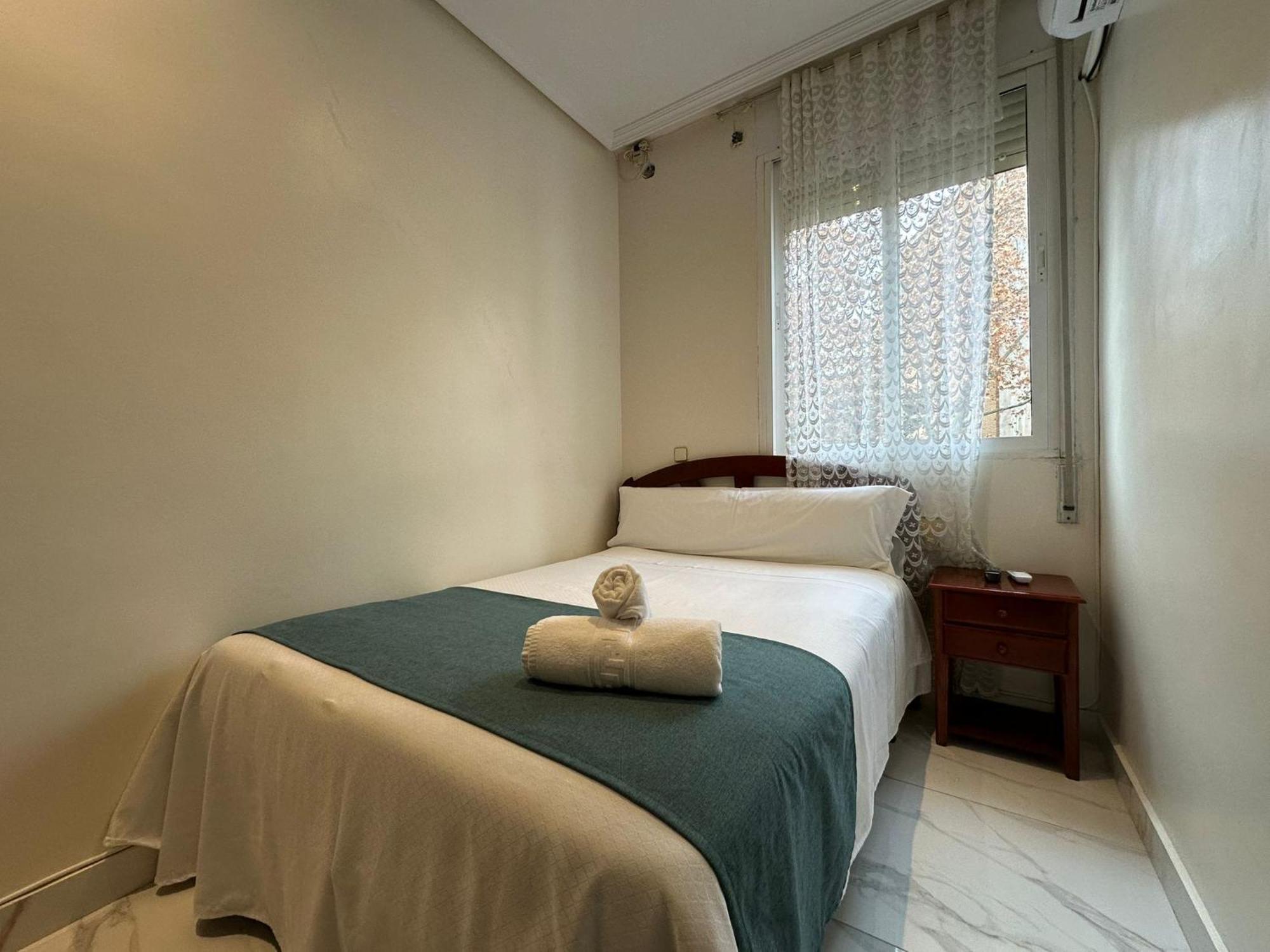 מדריד Hostal Villamanez מראה חיצוני תמונה